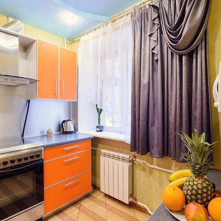 Bright Apartments On Internatsionalnaya Minsk Esterno foto